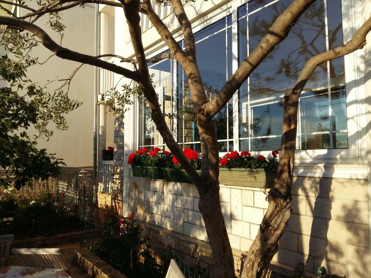 Apartments Nevjestic Primosten Bagian luar foto